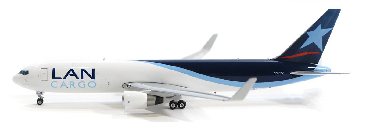 PHOENIX 1/400 LAN CARGO BOEING 767-300 CC-CZZ (10917