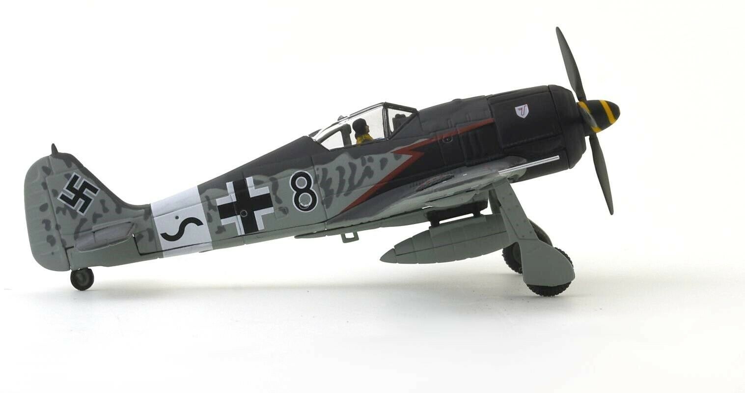 Corgi 172 Luftwaffe German Air Force Focke Wulf Fw 190a 8r 2 Black