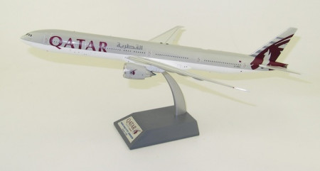 INFLIGHT200 1/200 QATAR AIRWAYS BOEING 777-300ER A7-BEN (IF773QT0422)