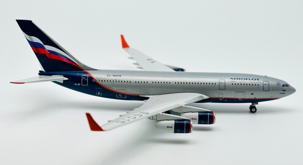 PHOENIX 1/400 AEROFLOT ILYUSHIN IL-96 RA-96015 “M. Gromov” (11764