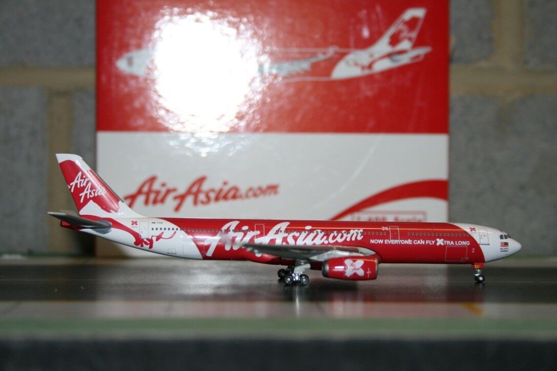 PHOENIX 1/400 Air Asia X AIRBUS A330-300 9M-XXA (10284