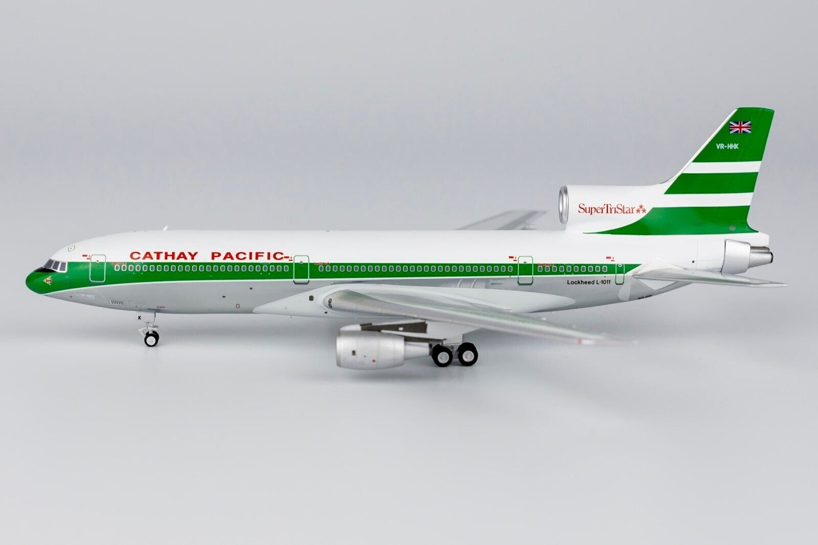 NG MODEL 1/400 Cathay Pacific Lockheed L-1011-1 Tristar 100 VR-HKK